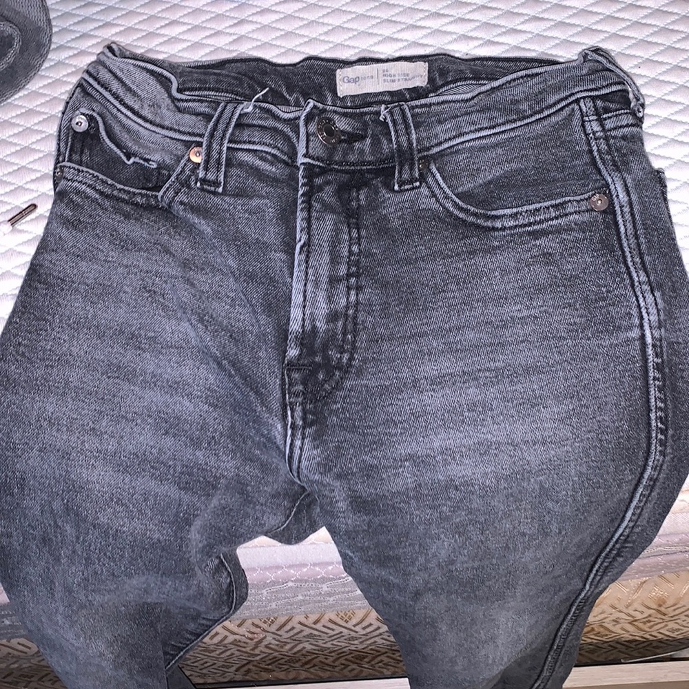 Gap 26 high rise Slim Straight jeans